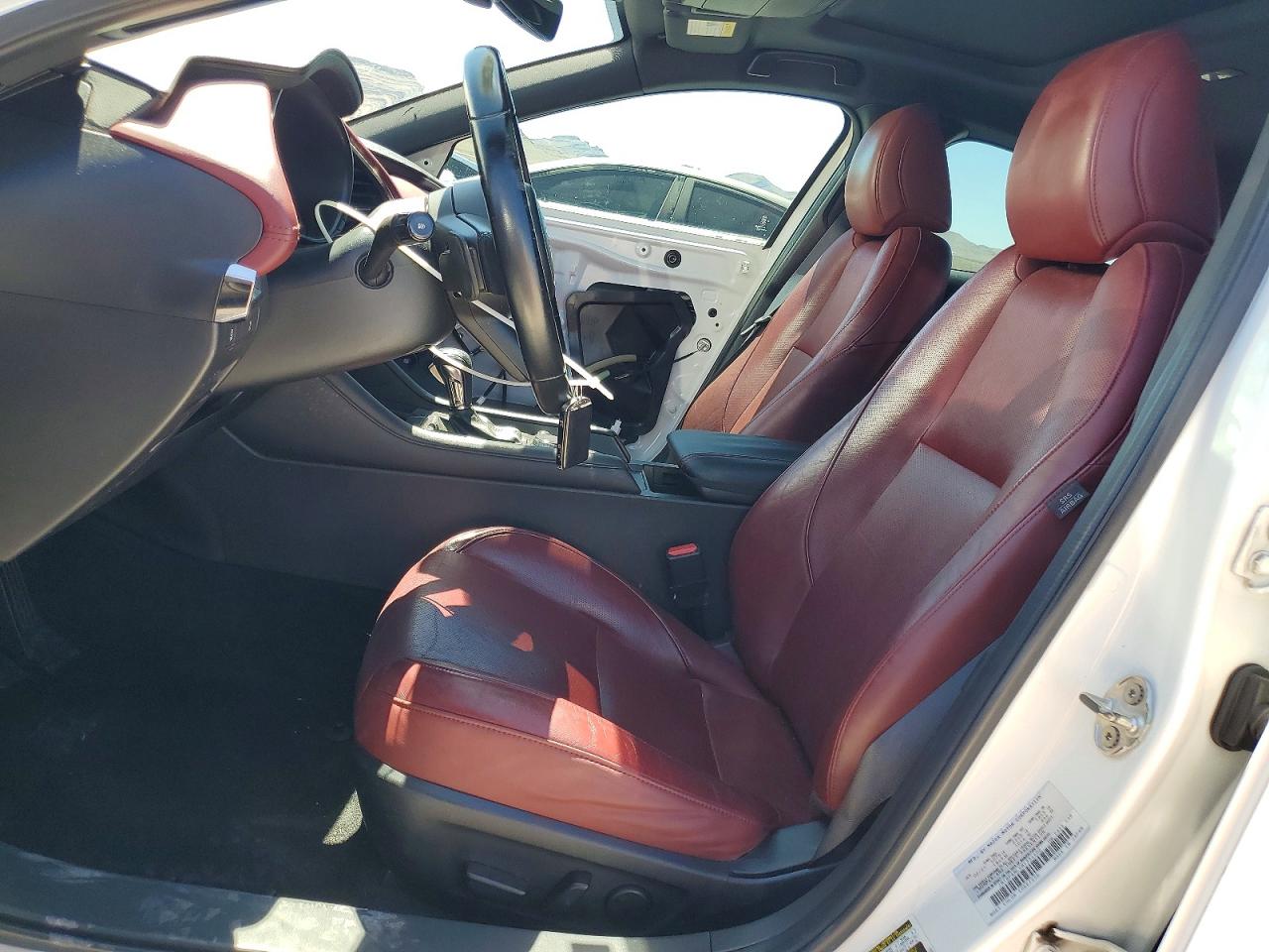 MAZDA 3 2021 — 8