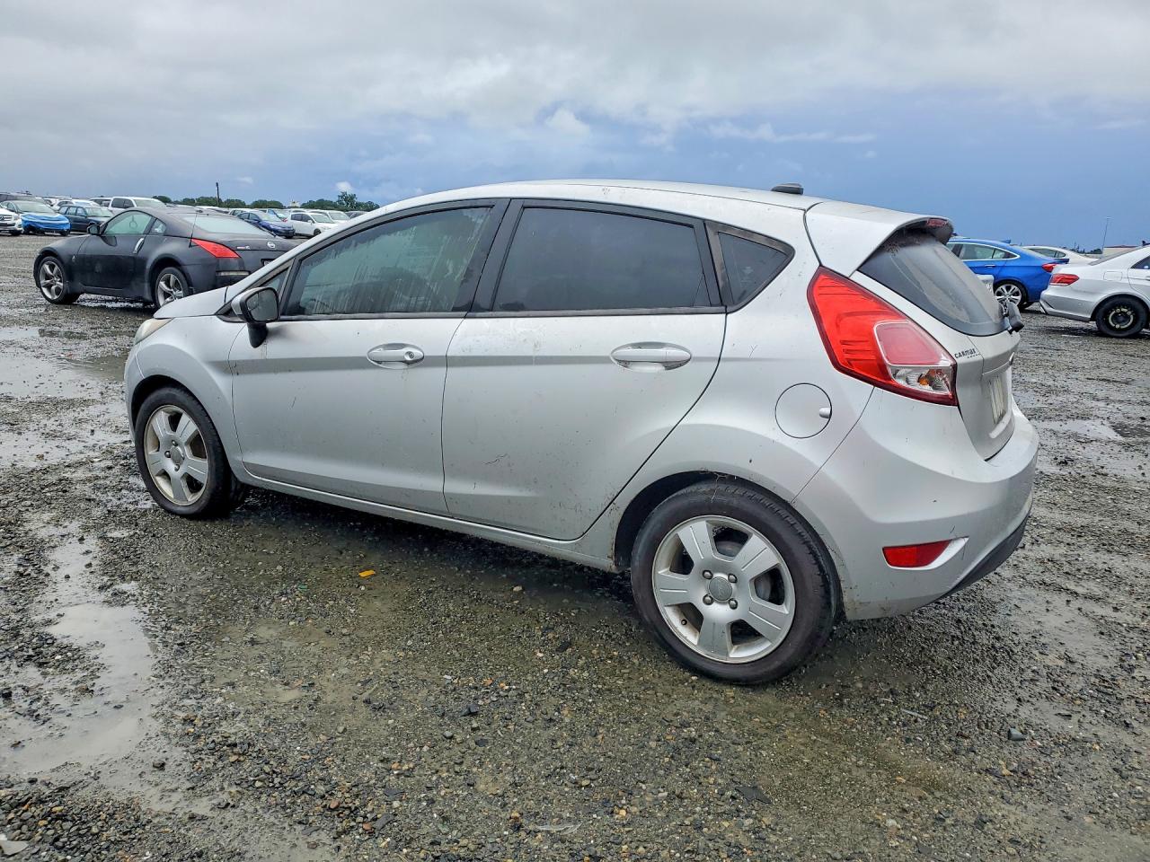 FORD FIESTA 2016 — 3