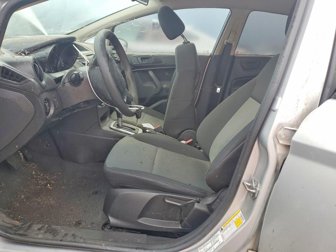 FORD FIESTA 2016 — 8