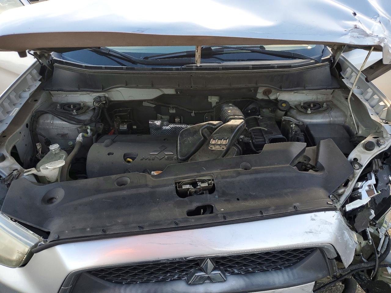 MITSUBISHI OUTLANDER SPORT 2011 — 13