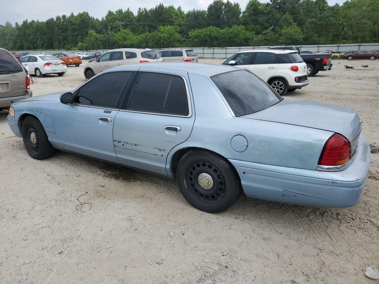 FORD CROWN VICTORIA 1998 — 3