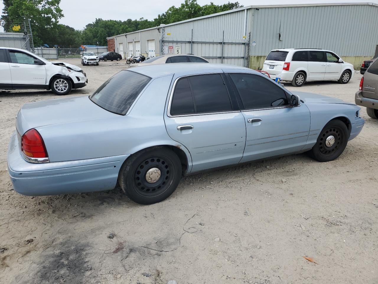 FORD CROWN VICTORIA 1998 — 4