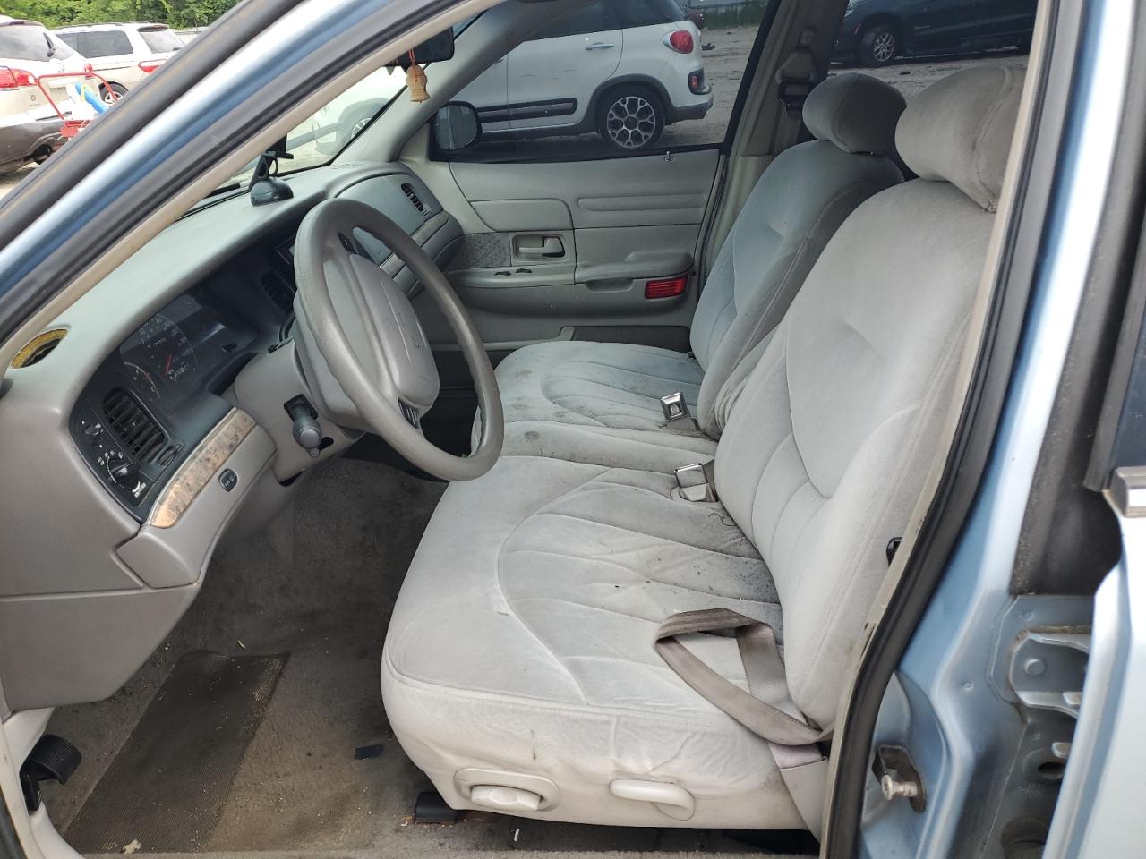 FORD CROWN VICTORIA 1998 — 8