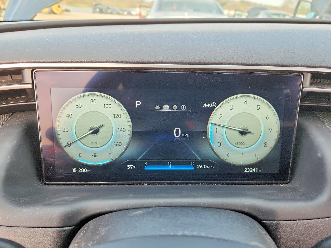 HYUNDAI TUCSON 2023 — 10