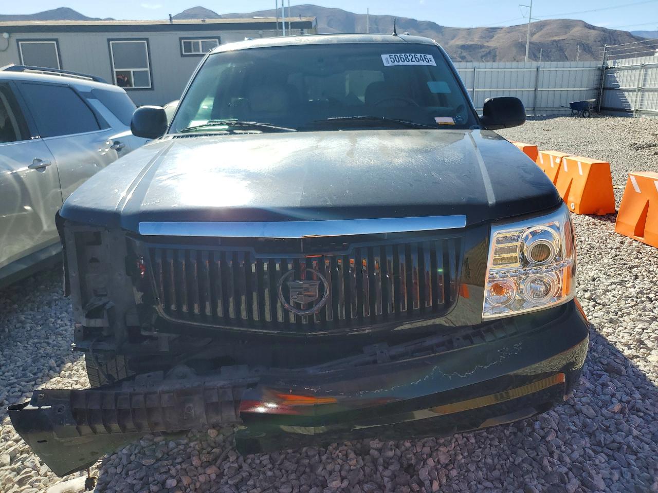 CADILLAC ESCALADE 2002 — 6