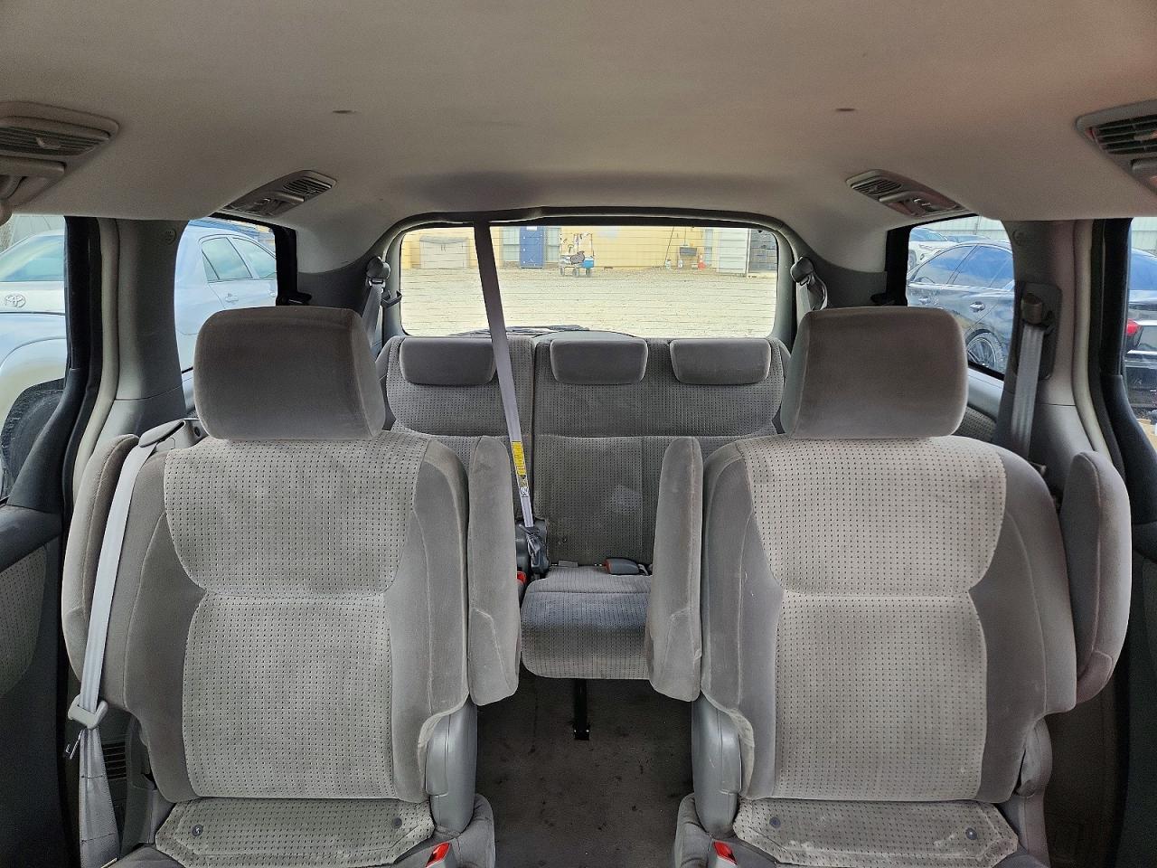 TOYOTA SIENNA 2008 — 11