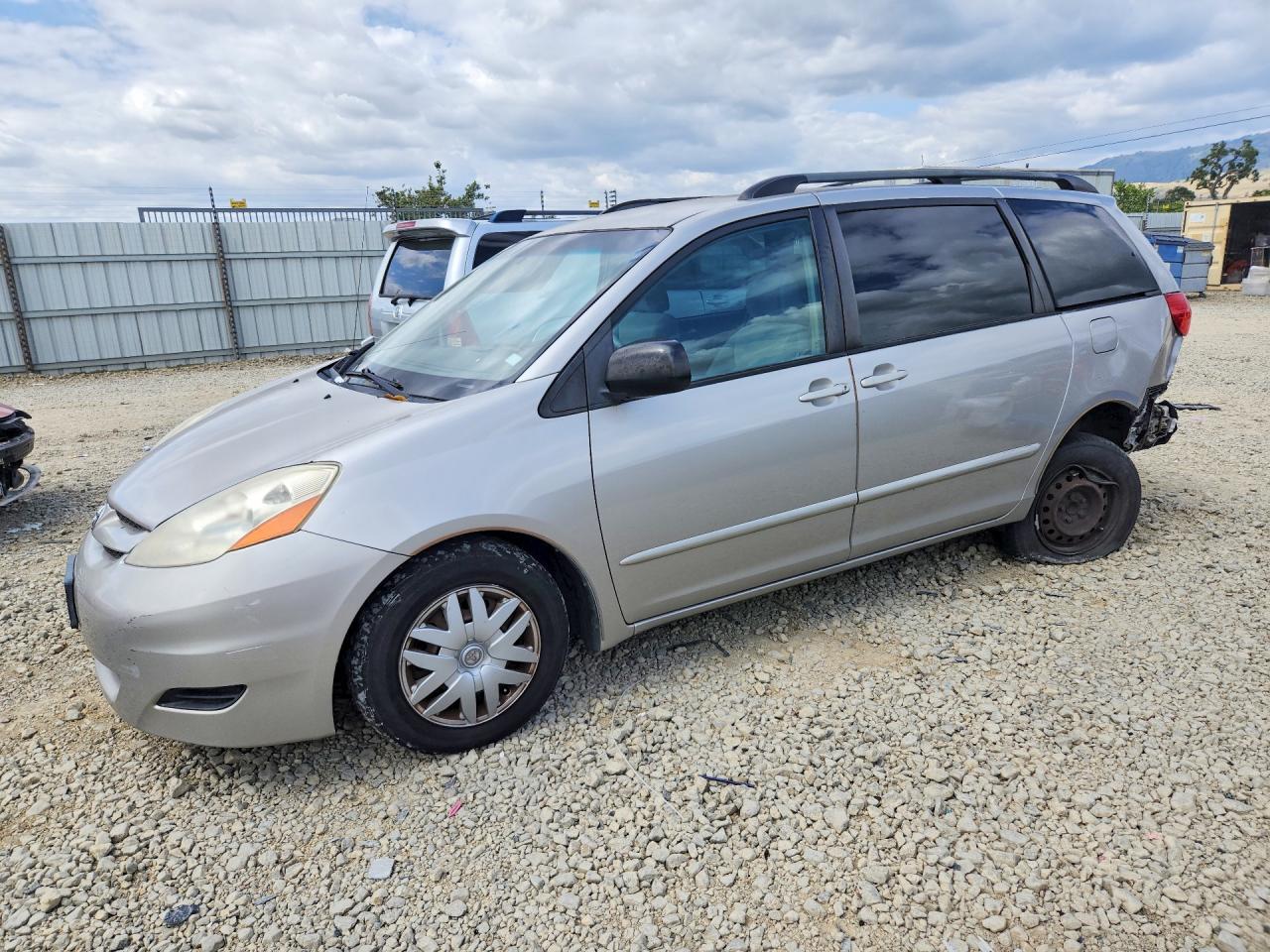 TOYOTA SIENNA 2008 — 2