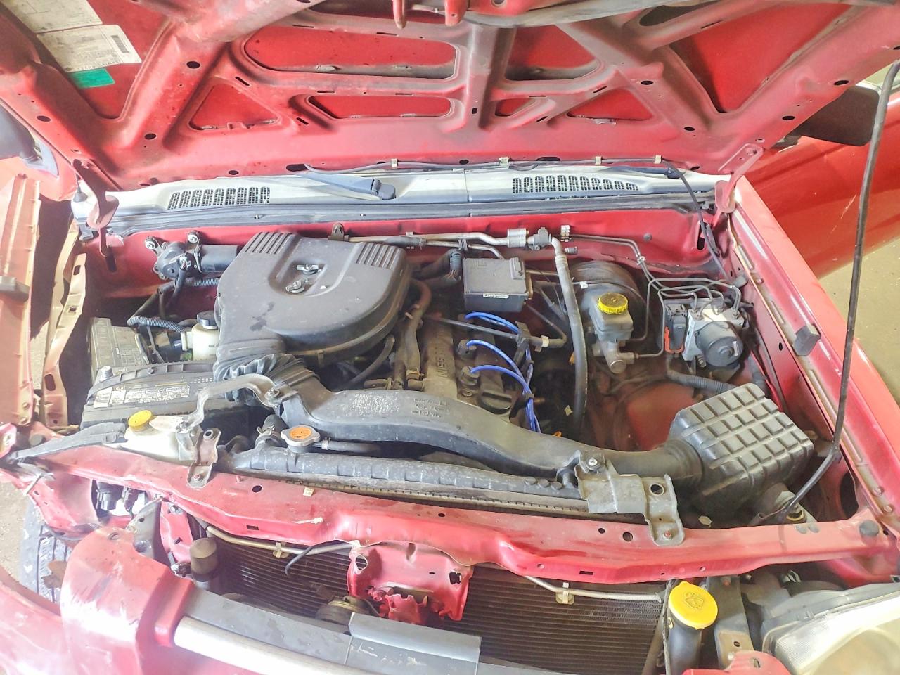 NISSAN FRONTIER 2003 — 12