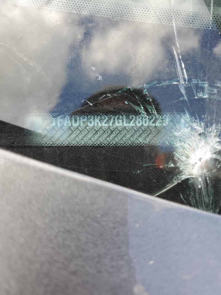 FORD FOCUS SE 2016 — 13