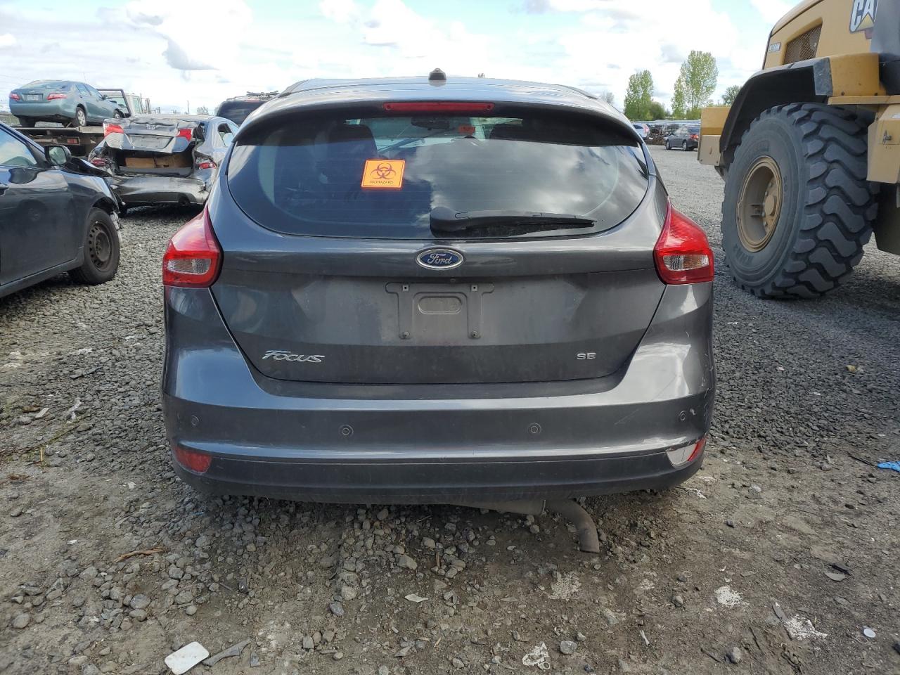 FORD FOCUS SE 2016 — 7
