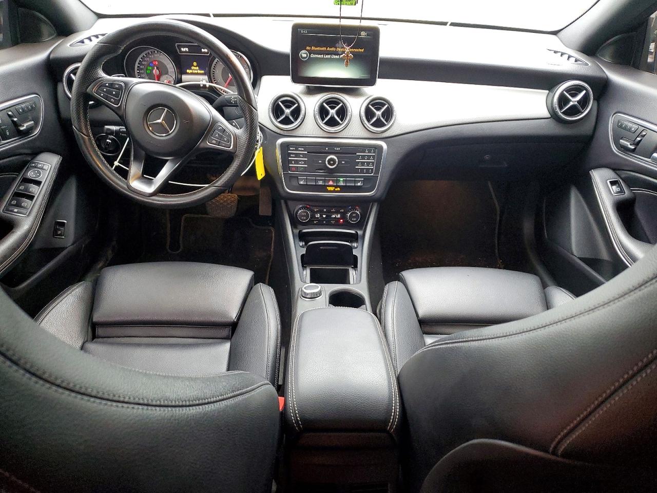 MERCEDES-BENZ CLA 2016 — 9