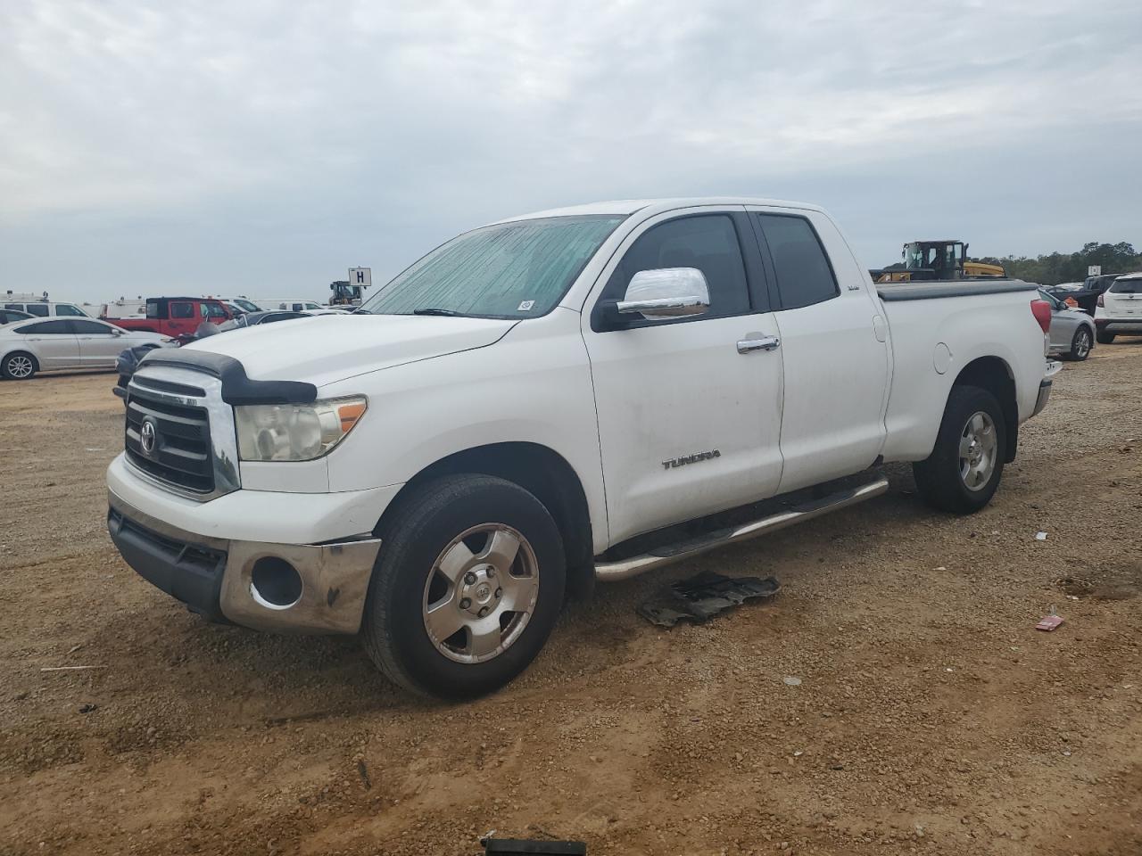 TOYOTA TUNDRA 2011 — 2