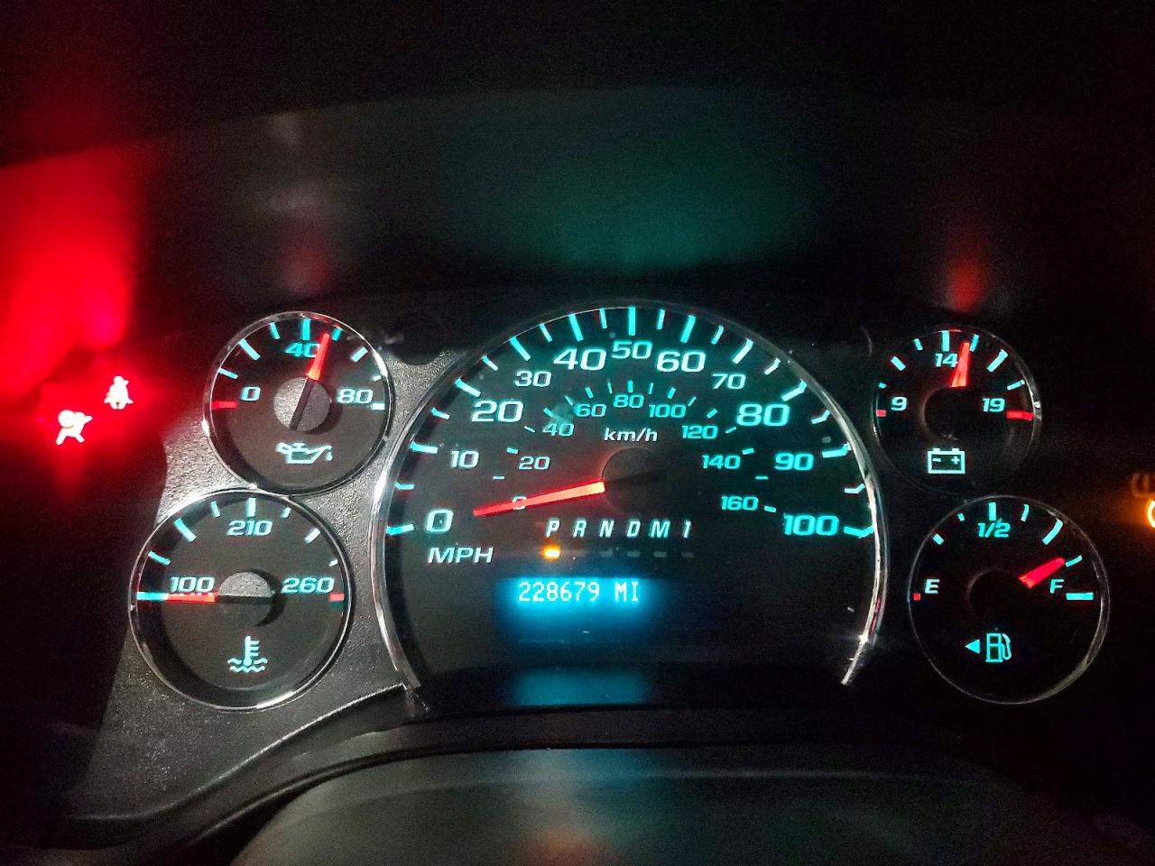 CHEVROLET EXPRESS G2500 2016 — 10