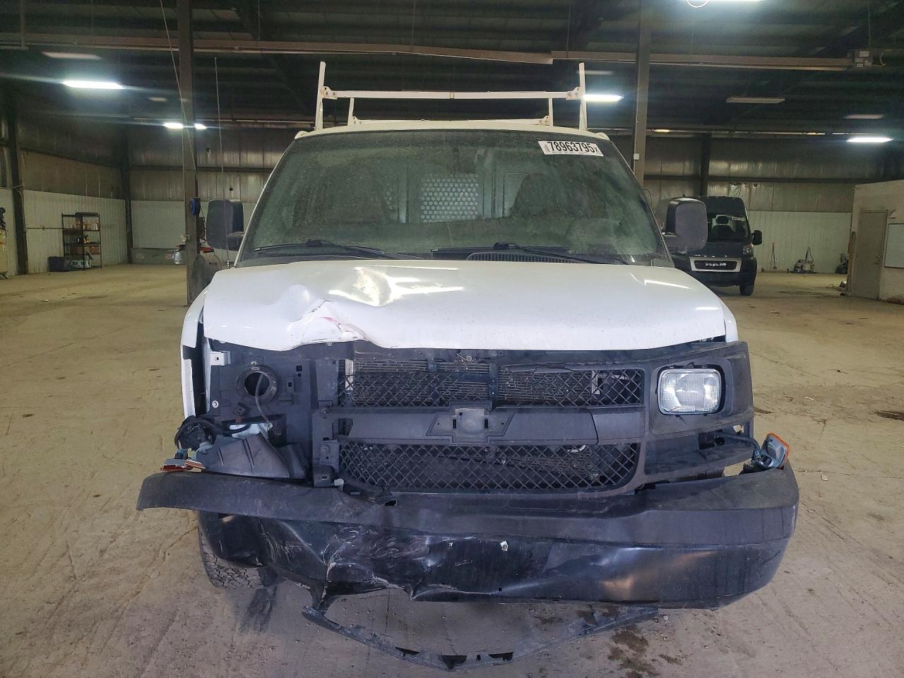 CHEVROLET EXPRESS G2500 2016 — 6