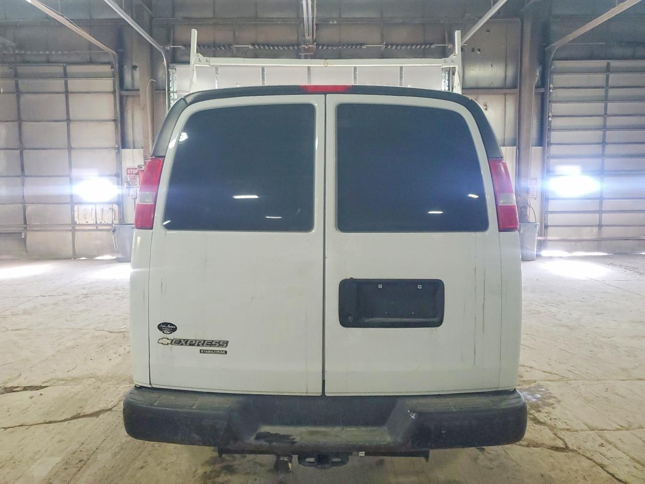 CHEVROLET EXPRESS G2500 2016 — 7