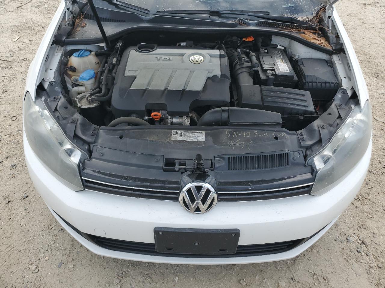 VOLKSWAGEN JETTA WAGO 2011 — 12