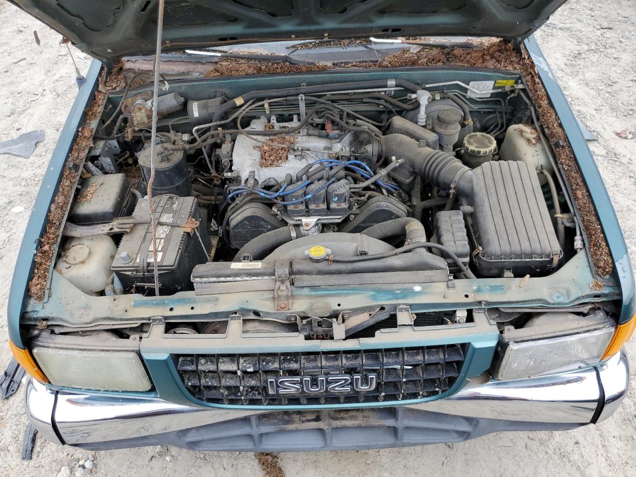 ISUZU RODEO 1999 — 13