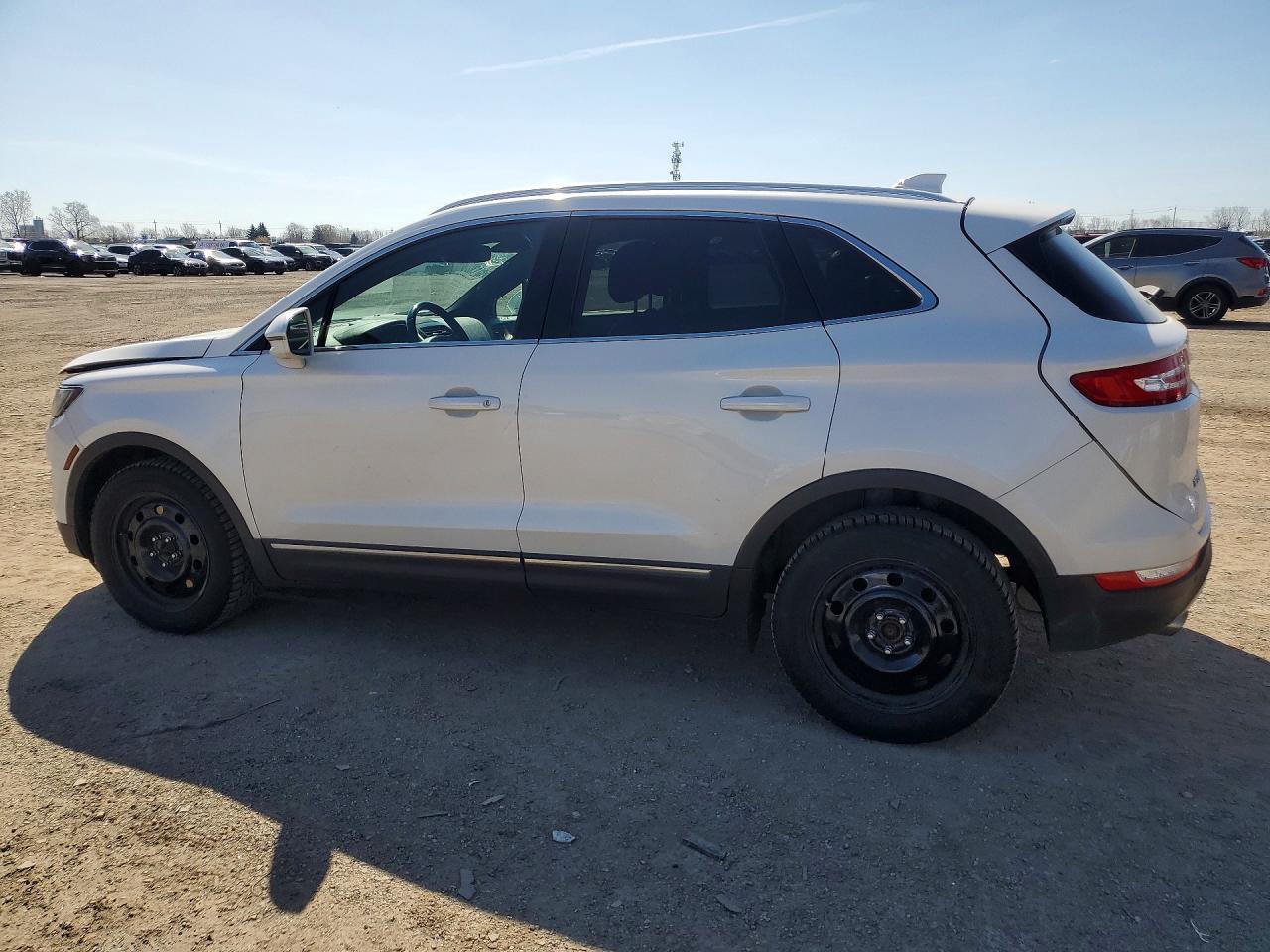 LINCOLN MKC 2015 — 3