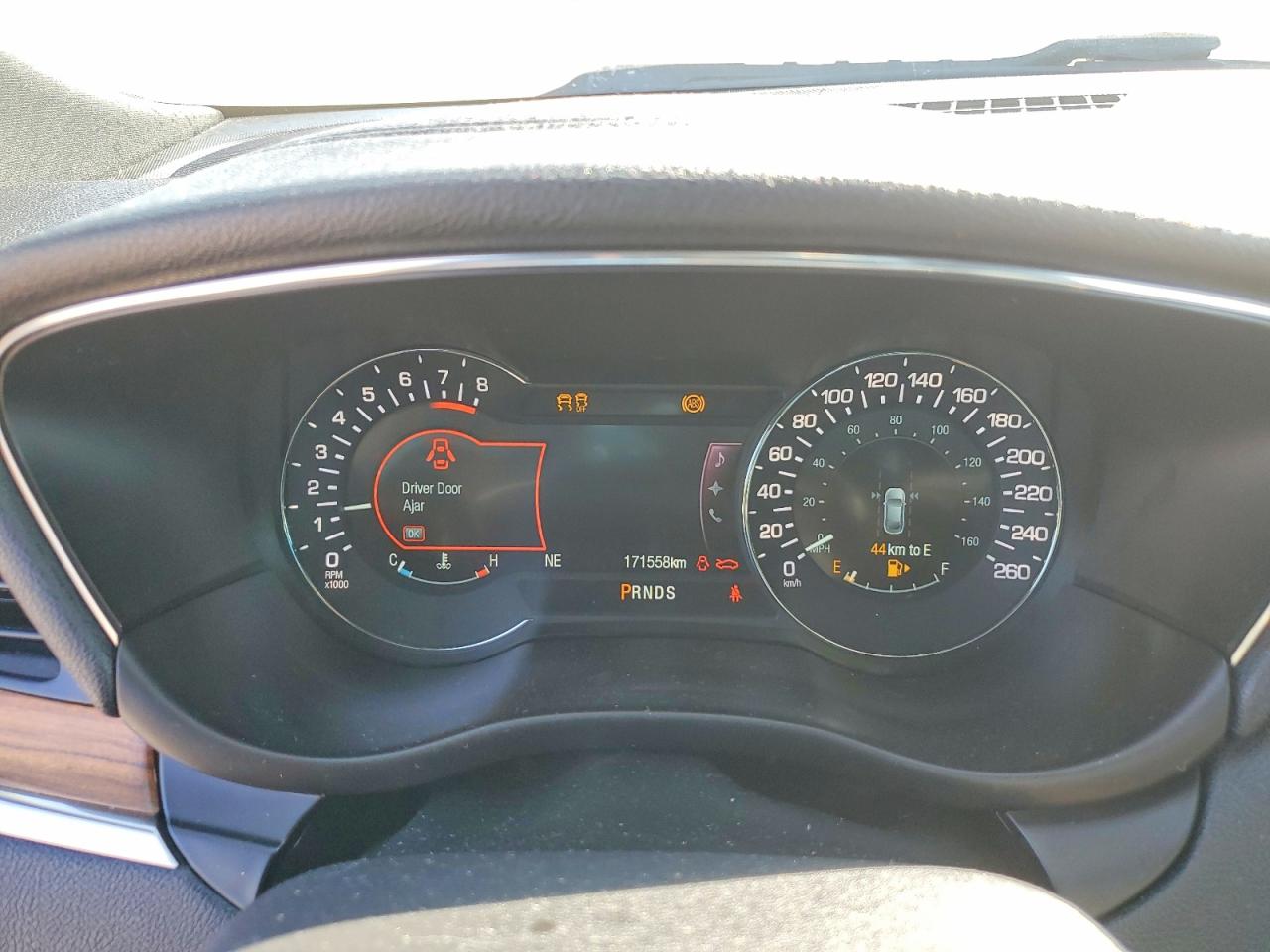 LINCOLN MKC 2015 — 10