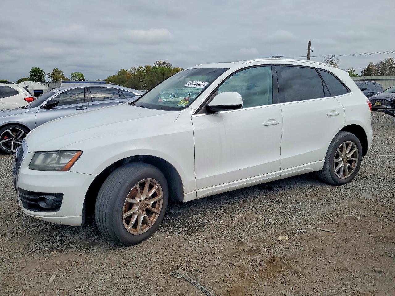 AUDI Q5 2011 — 2