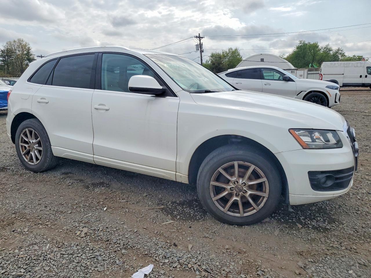 AUDI Q5 2011 — 5