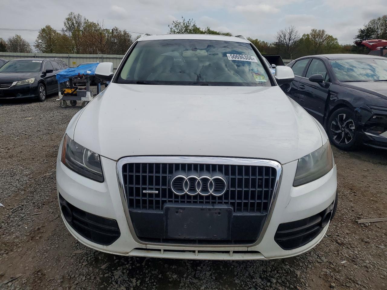 AUDI Q5 2011 — 6