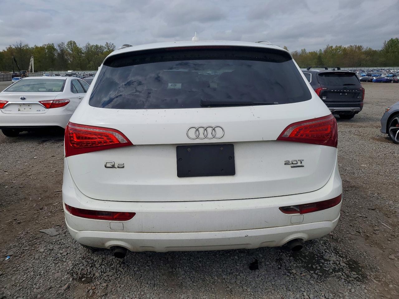 AUDI Q5 2011 — 7