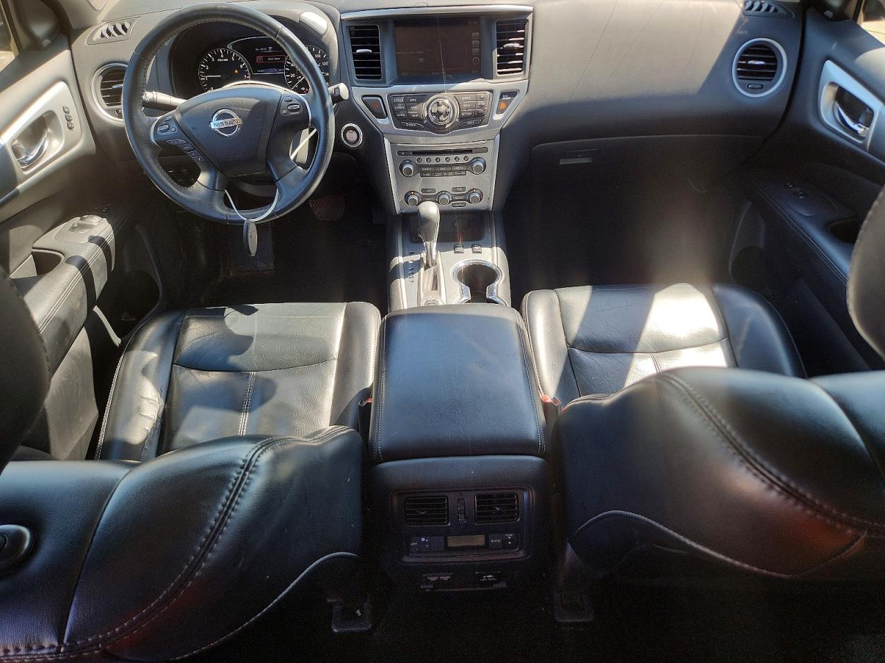 NISSAN PATHFINDER 2017 — 9