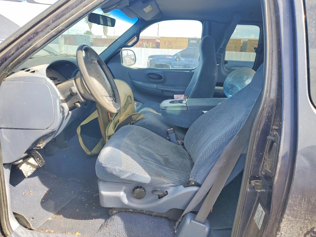 FORD F-150 1999 — 8
