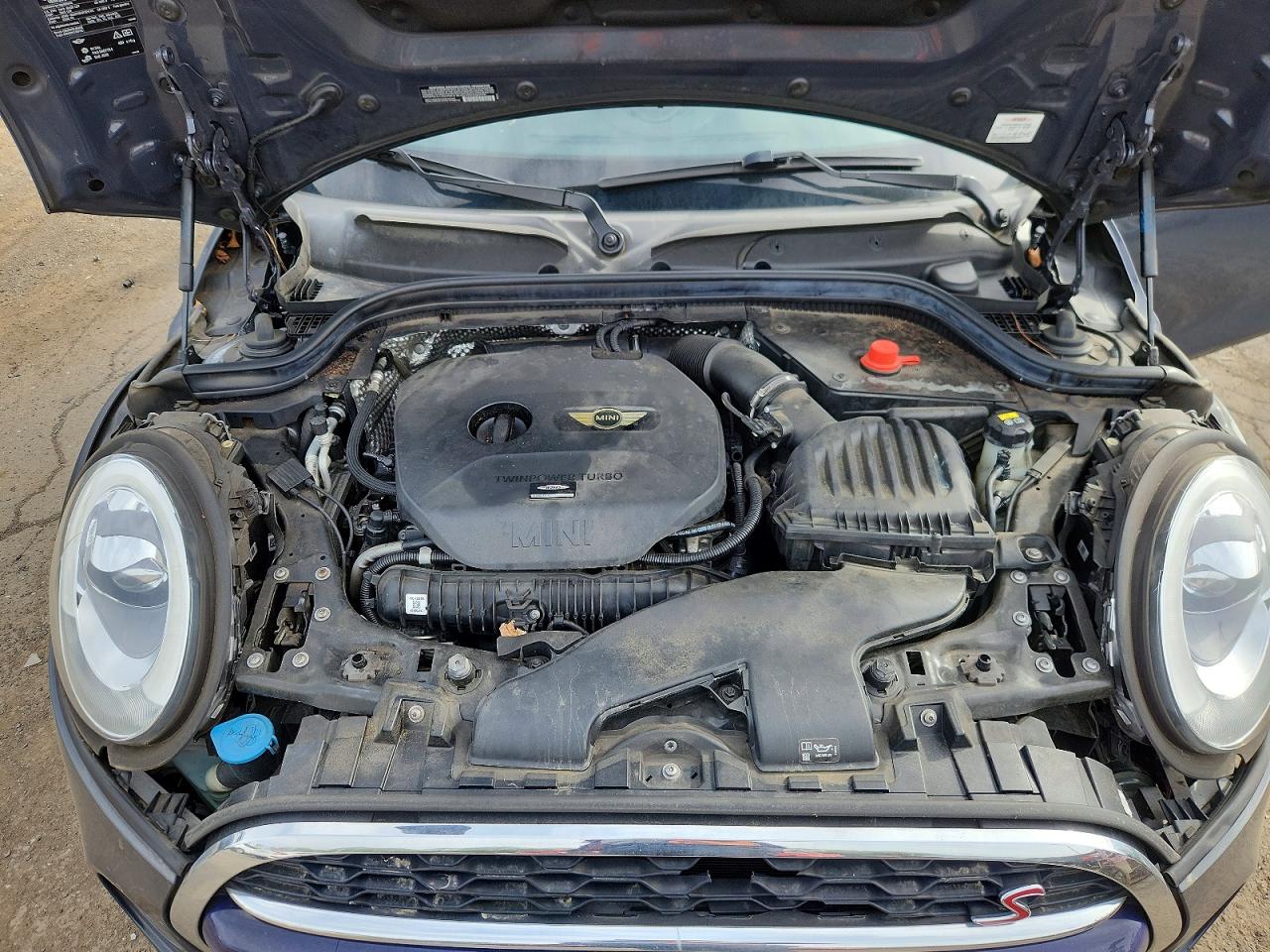 MINI COOPER 2016 — 12