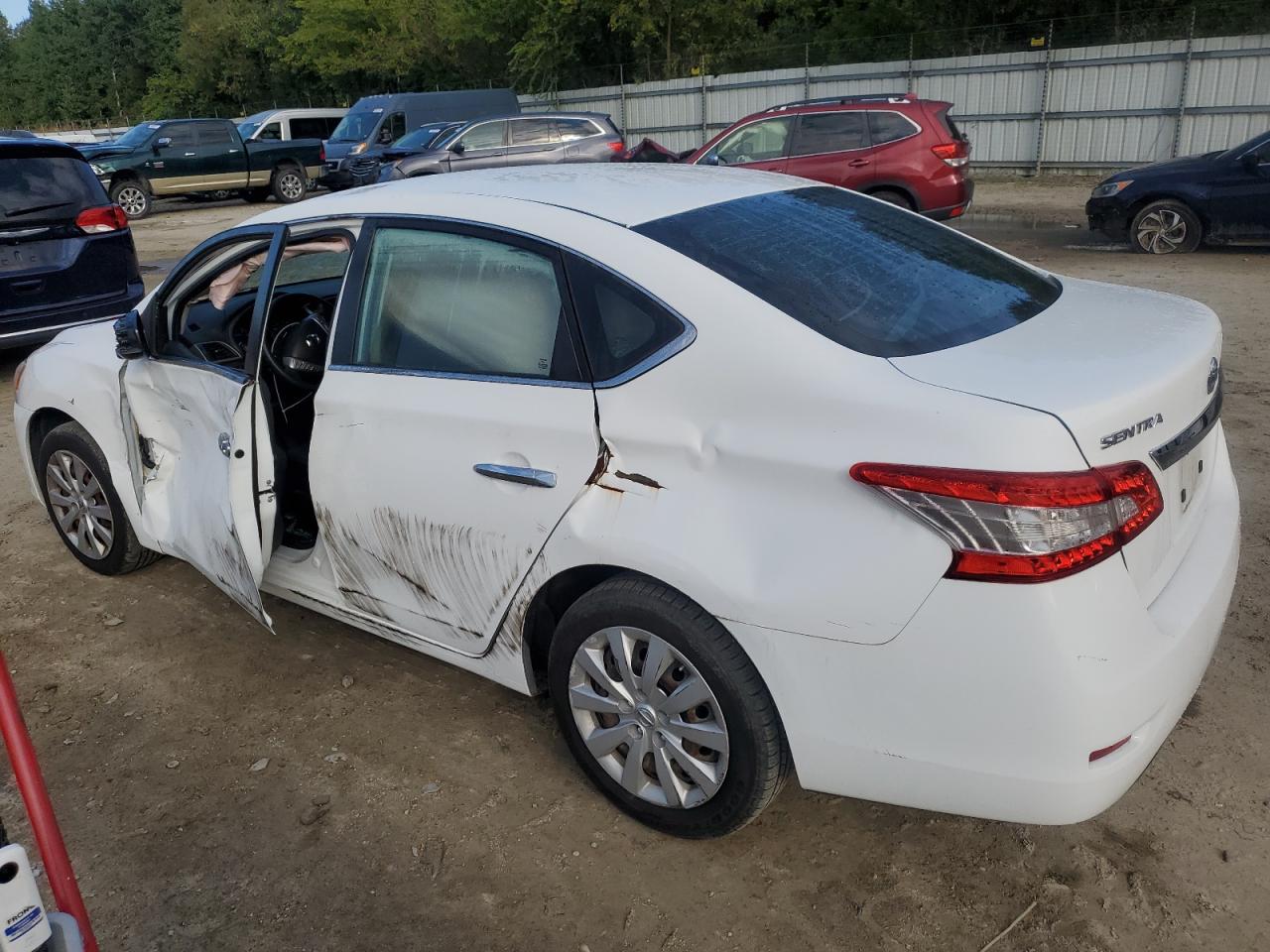 NISSAN SENTRA 2015 — 3