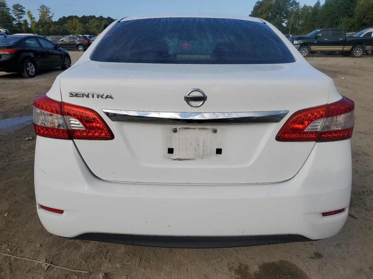 NISSAN SENTRA 2015 — 7
