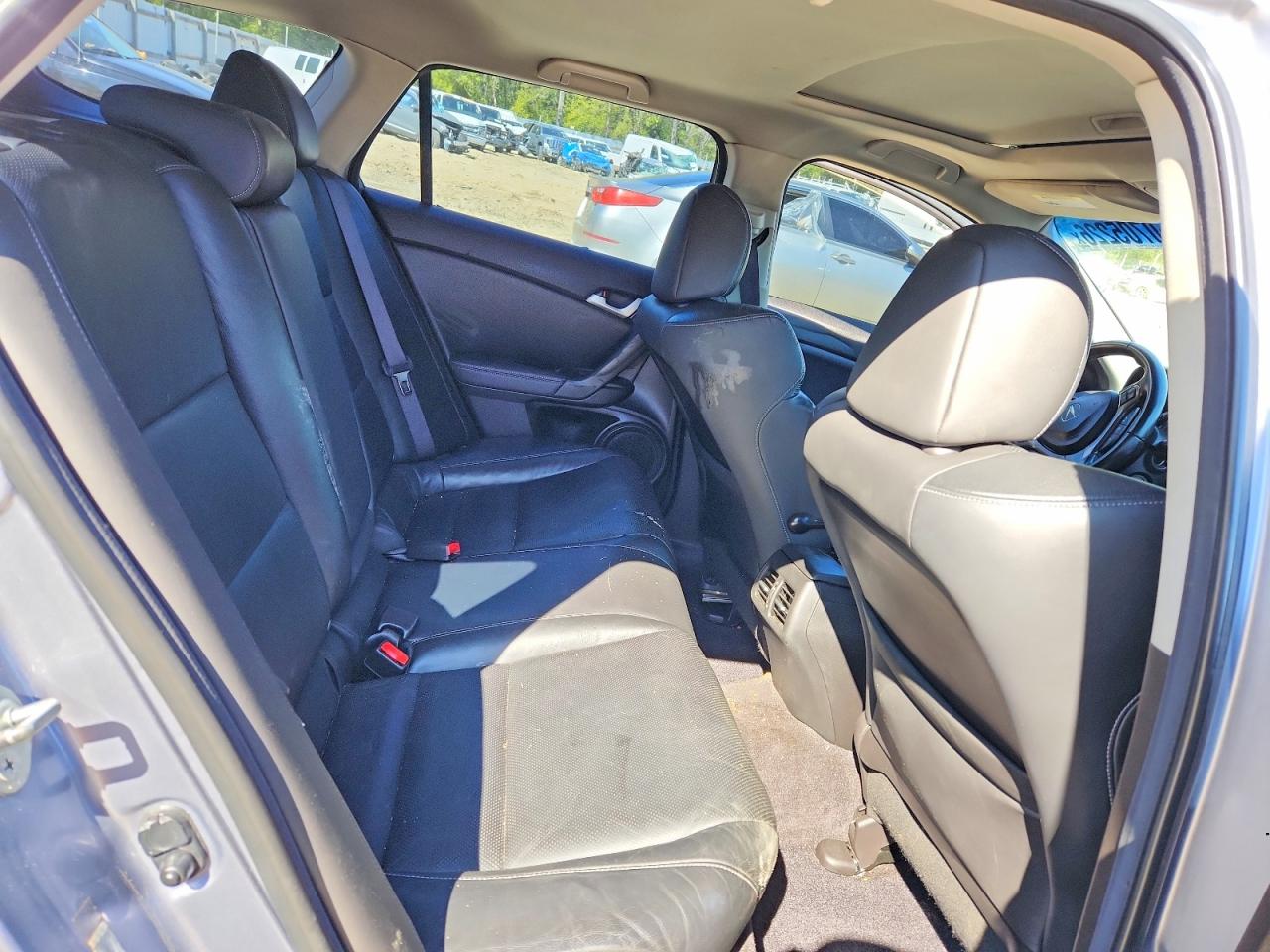 ACURA TSX 2012 — 11