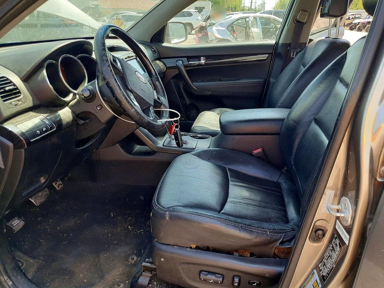 KIA SORENTO 2012 — 8