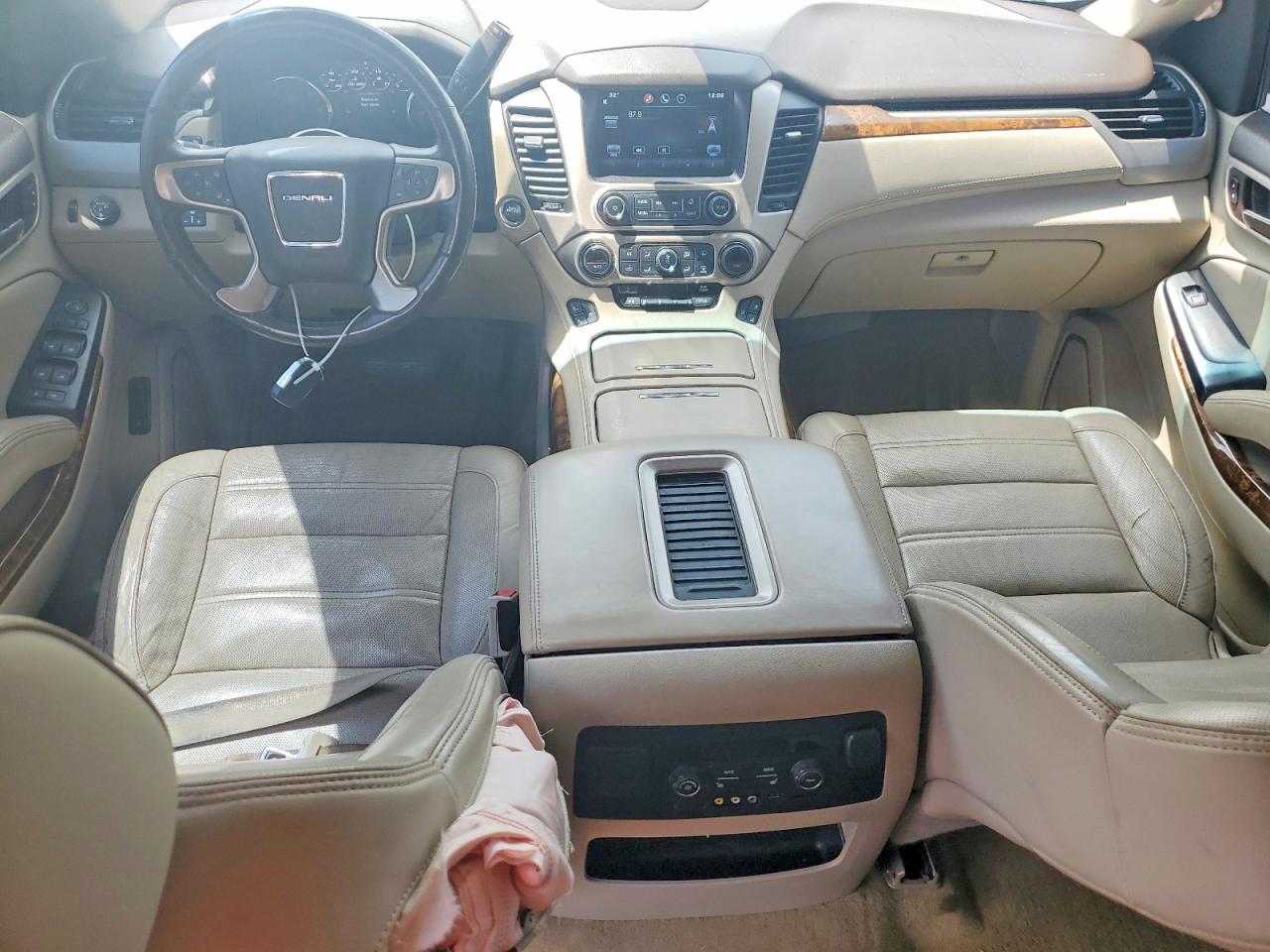 GMC YUKON 2015 — 9