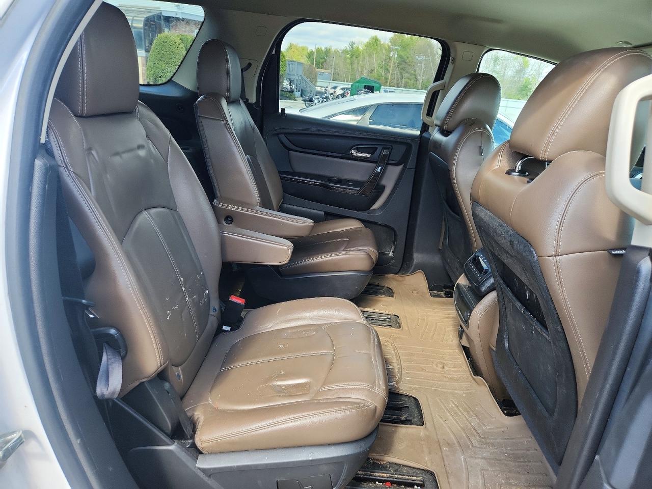 GMC ACADIA 2016 — 12