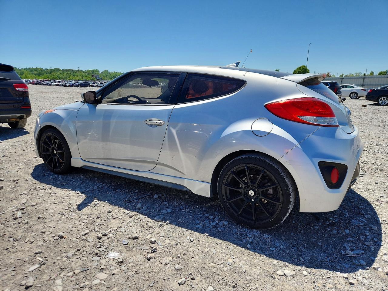 HYUNDAI VELOSTER 2013 — 3