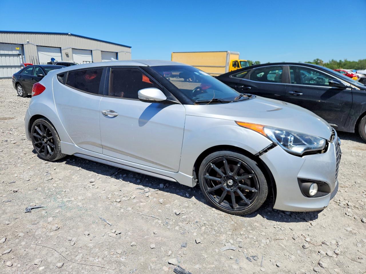 HYUNDAI VELOSTER 2013 — 5