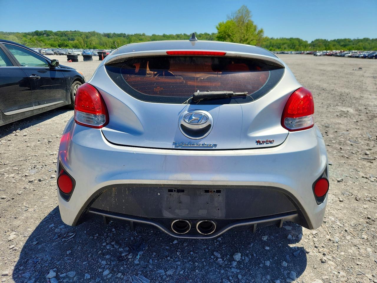 HYUNDAI VELOSTER 2013 — 7