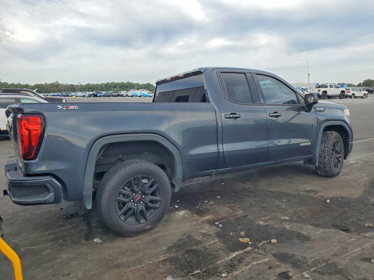 GMC SIERRA LIMITED 2022 — 4