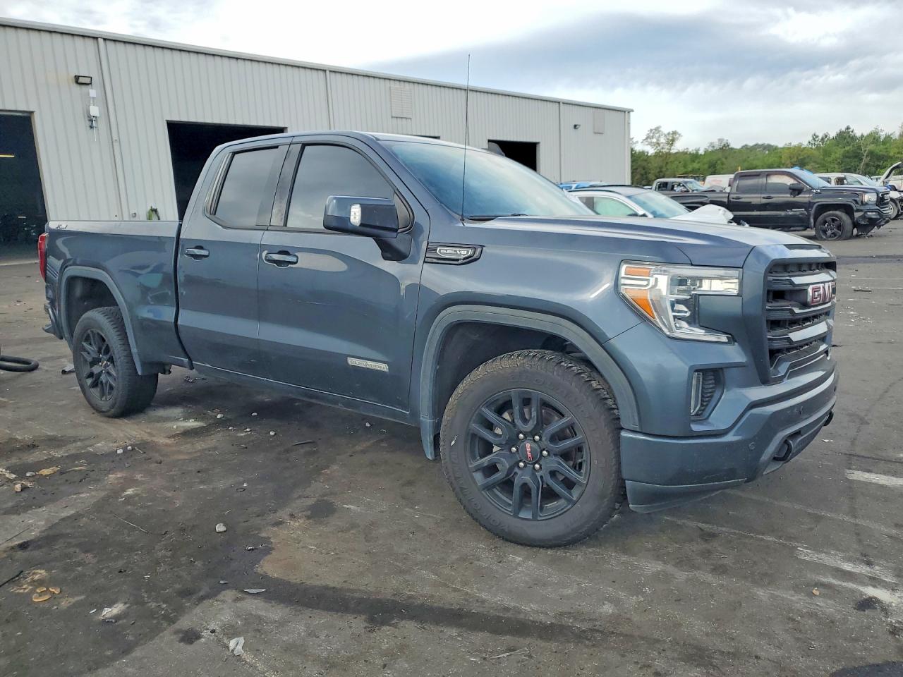 GMC SIERRA LIMITED 2022 — 5