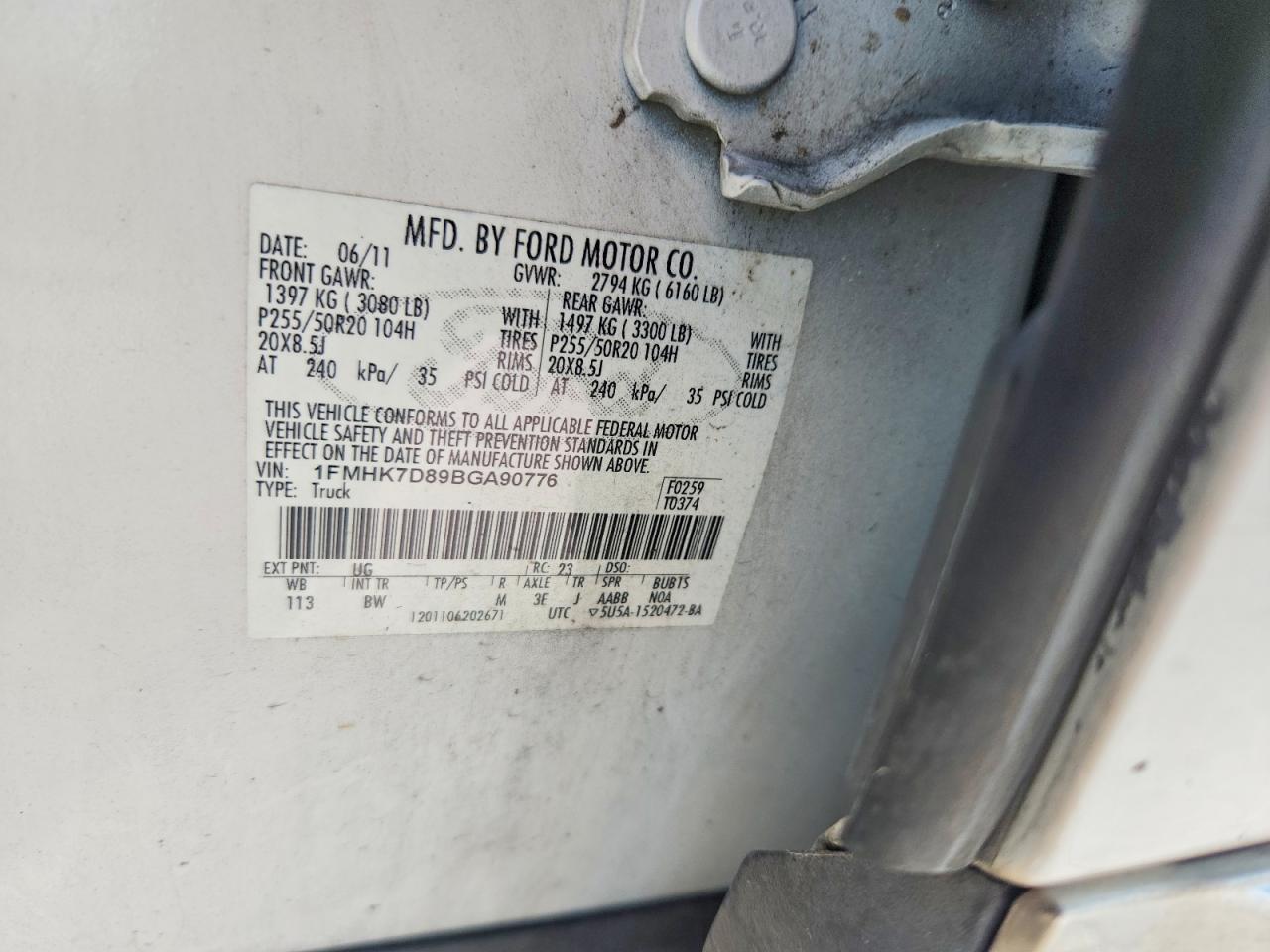 FORD EXPLORER 2011 — 14