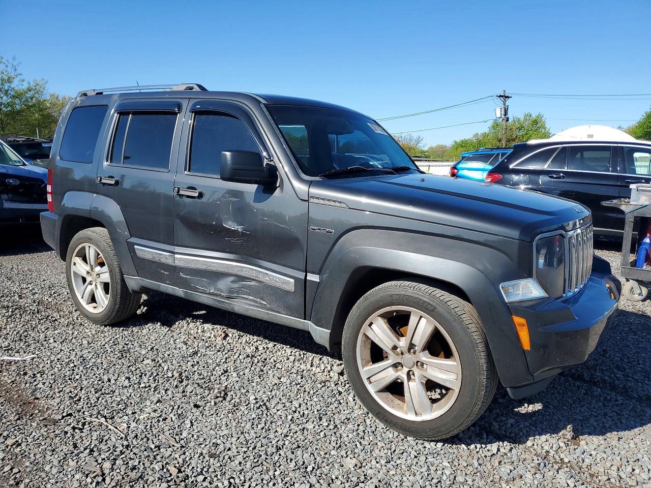 JEEP LIBERTY 2011 — 5