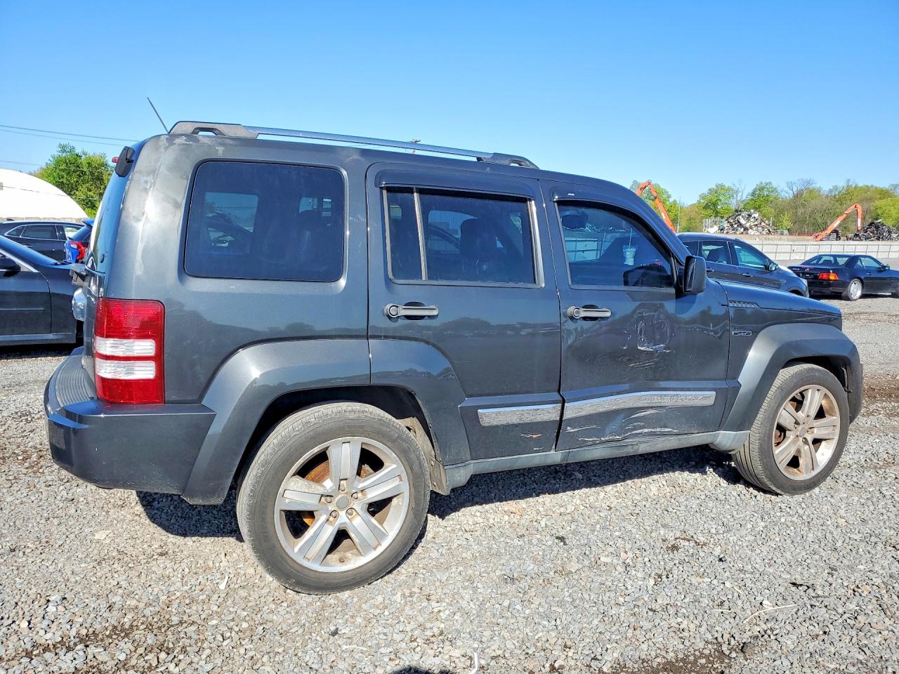 JEEP LIBERTY 2011 — 4