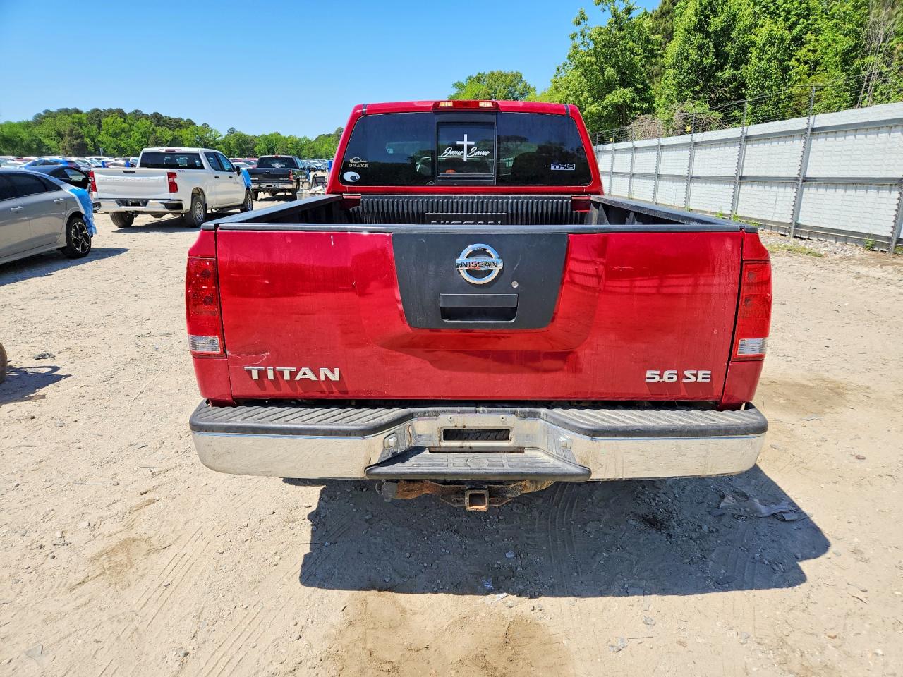 NISSAN TITAN 2005 — 7