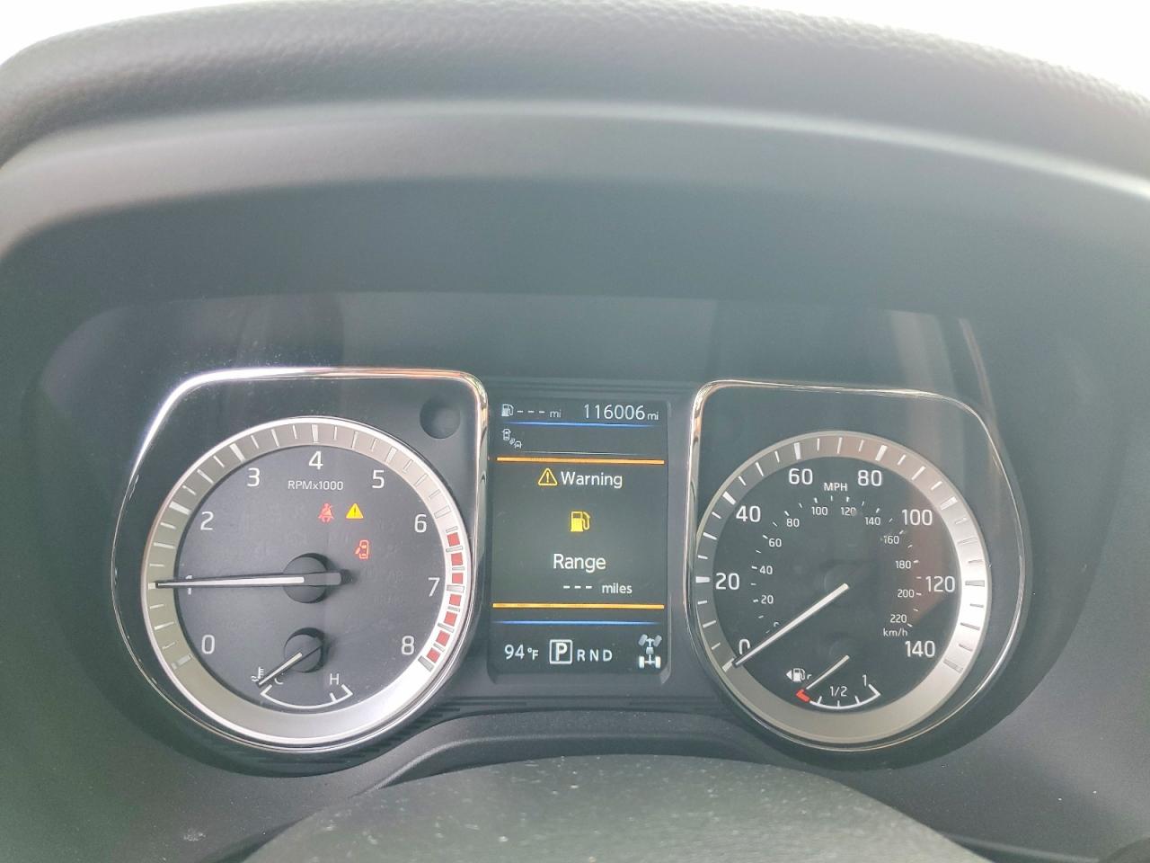 NISSAN TITAN 2019 — 10