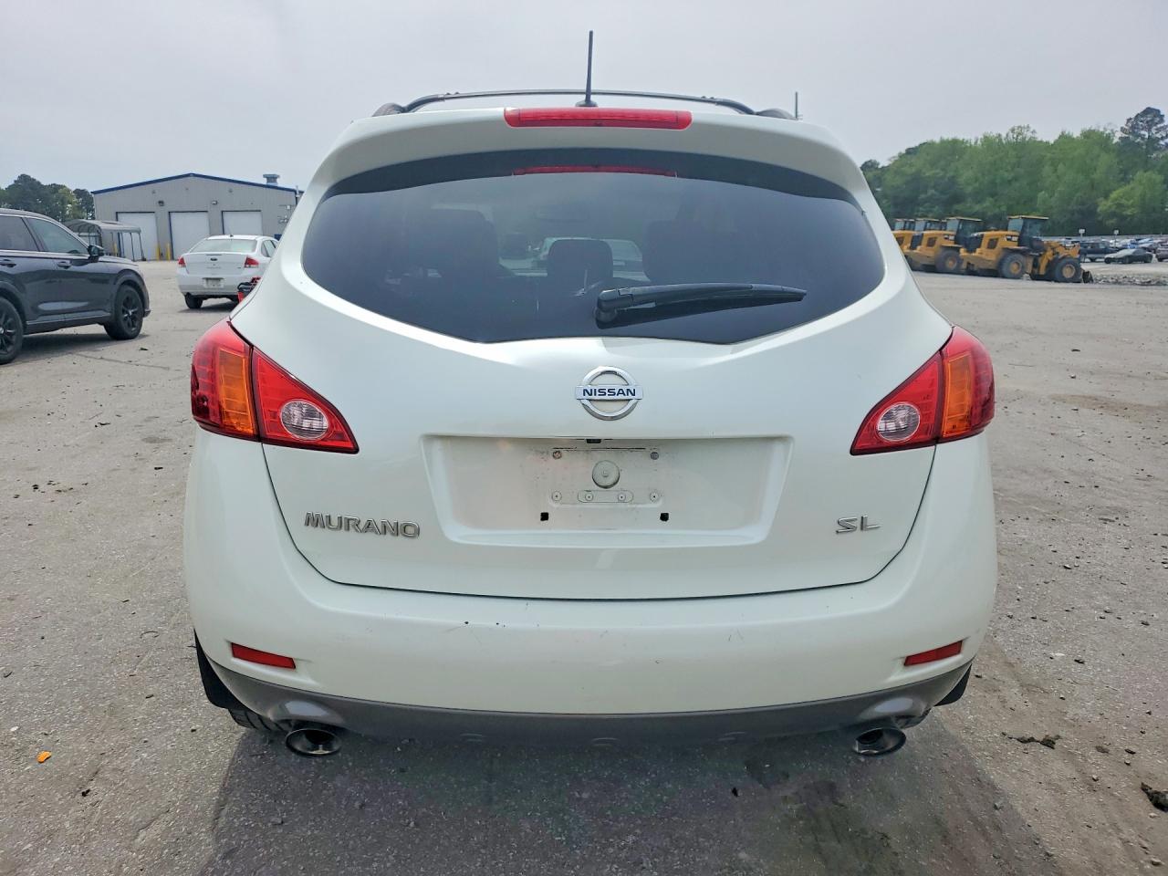 NISSAN MURANO 2010 — 7
