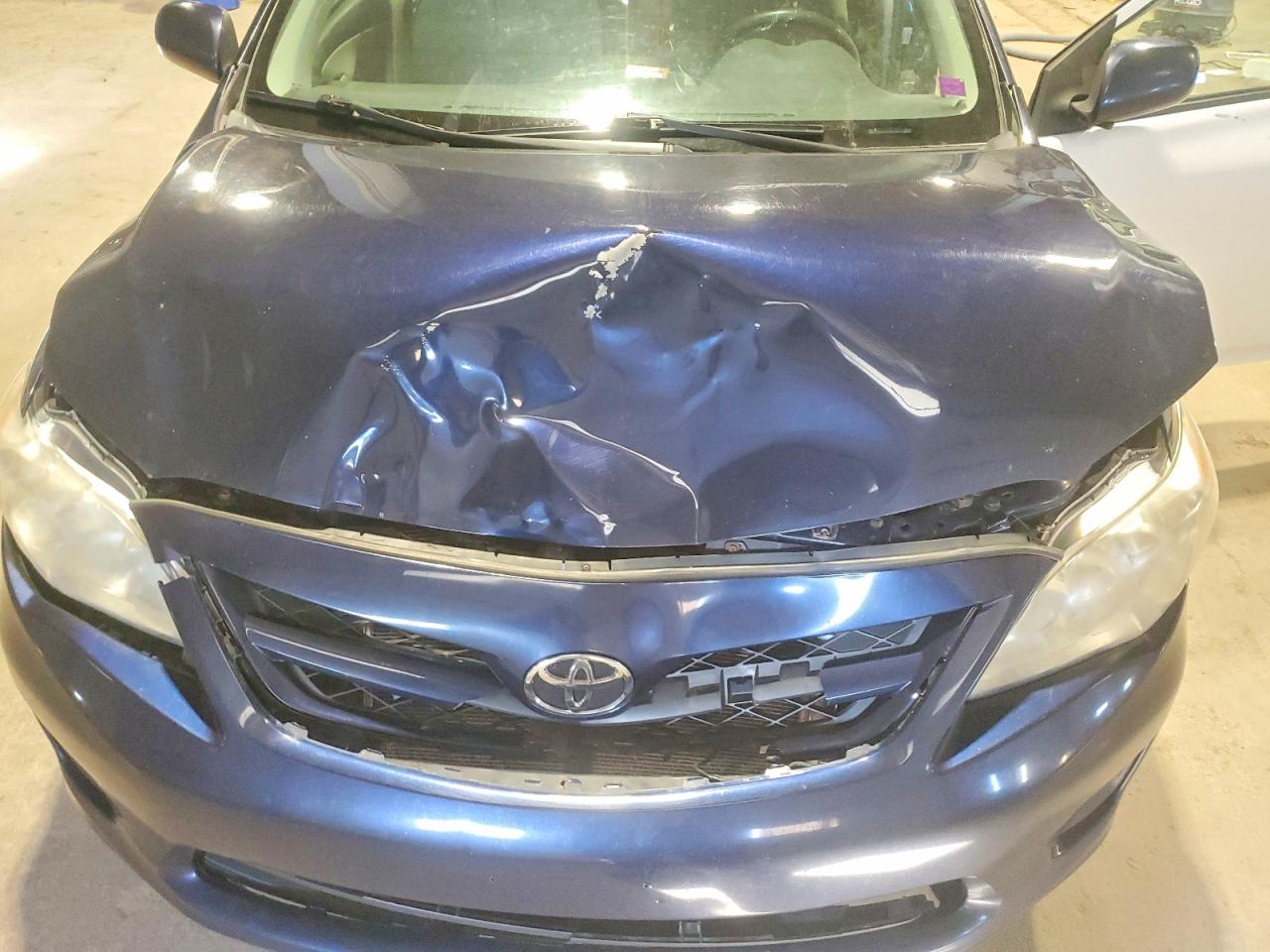 TOYOTA COROLLA 2013 — 12