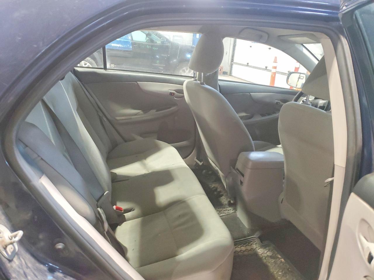TOYOTA COROLLA 2013 — 11