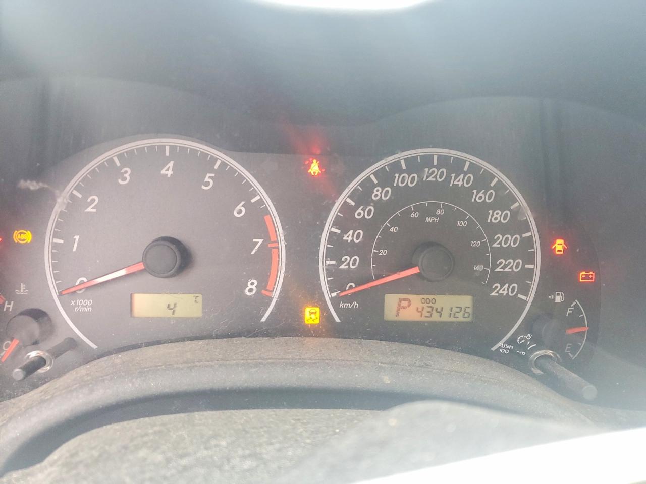 TOYOTA COROLLA 2013 — 10